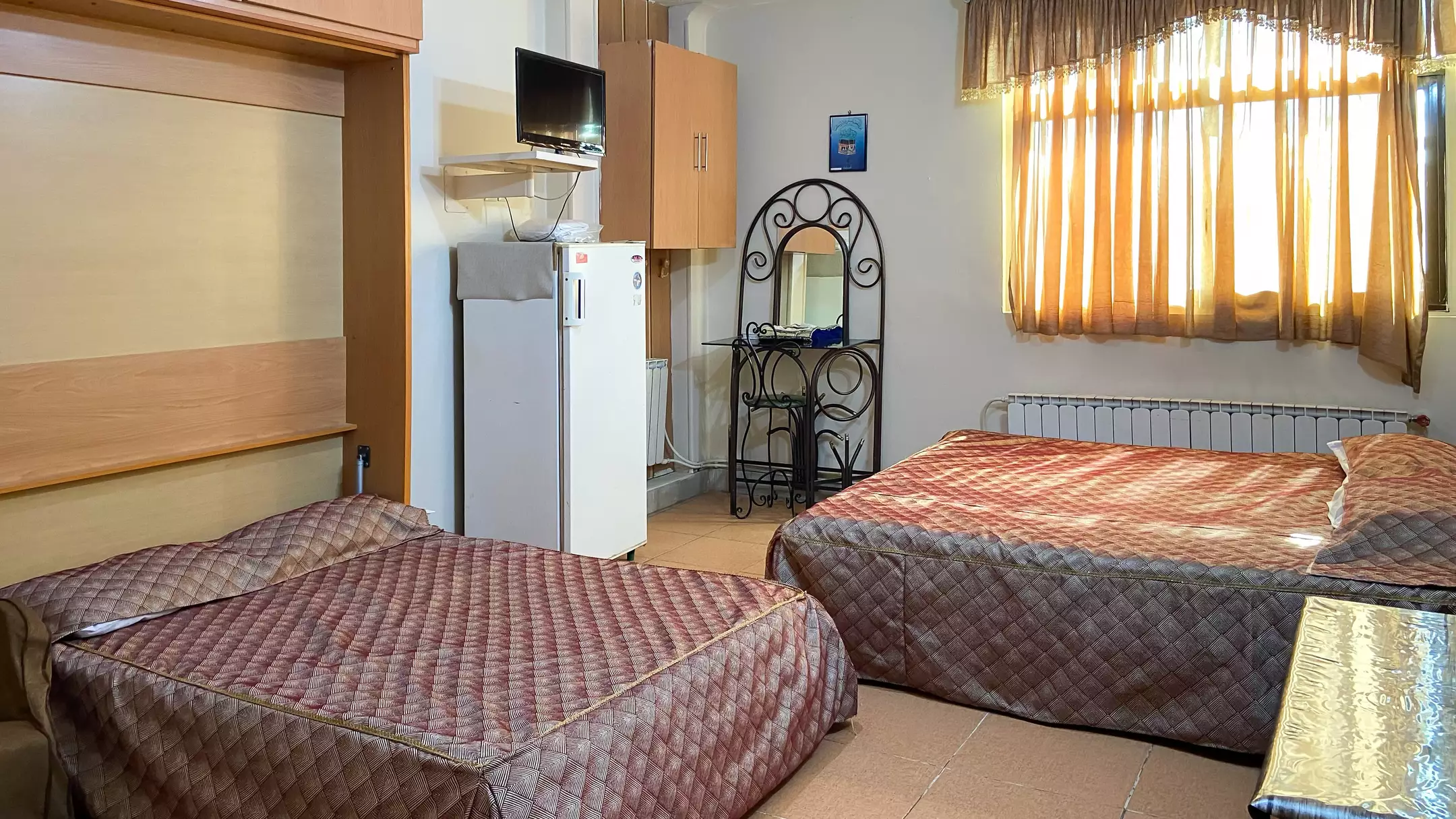 Alibaba https://cdn.alibaba.ir/ostorage/hotel-accommodation-images/6704d9210fe27c5a5df8f009_cea9b6e5-46a0-473a-a691-845834bca1f6_شش تخته (1).webp